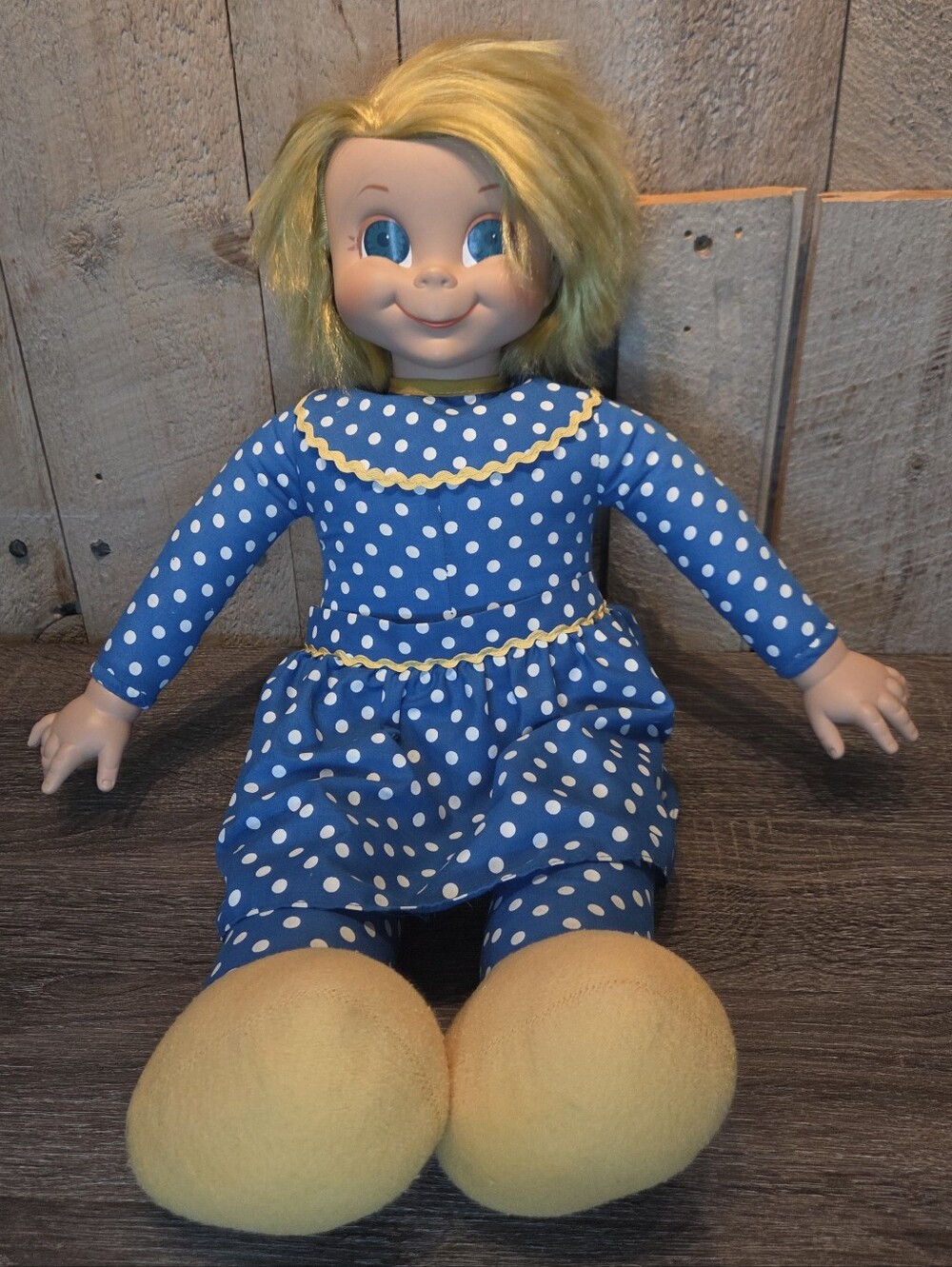 Mrs. Beasley Doll 2000 edition Pull String Talking Family Affair No Glasses